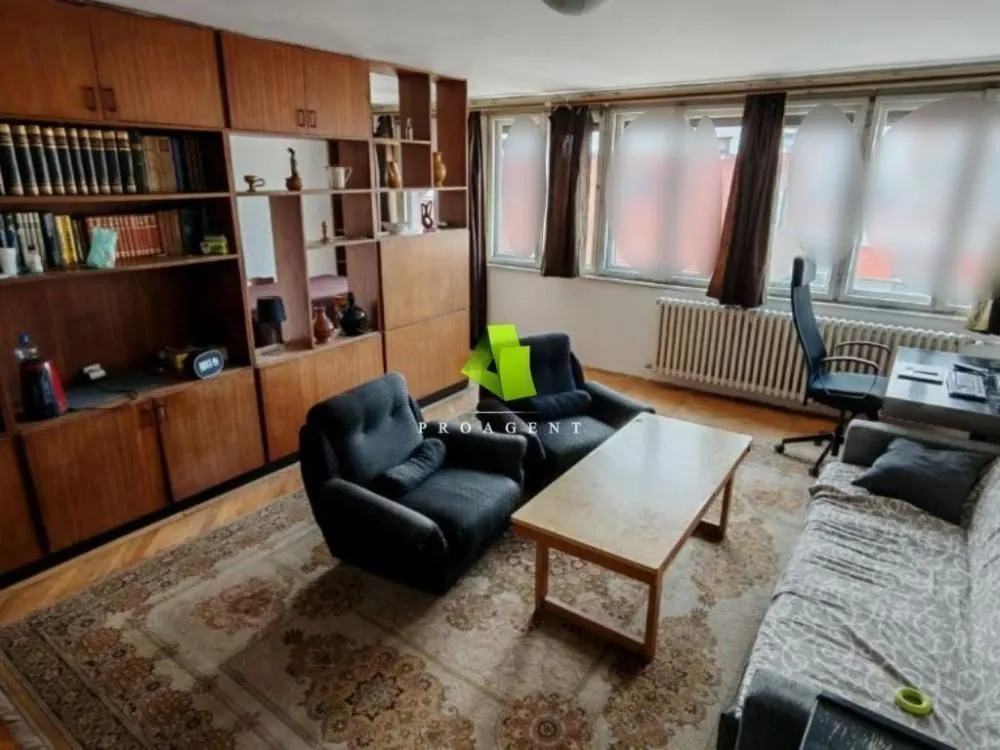 Prodaja, četvorosoban stan, 95m², Medijana, Niš