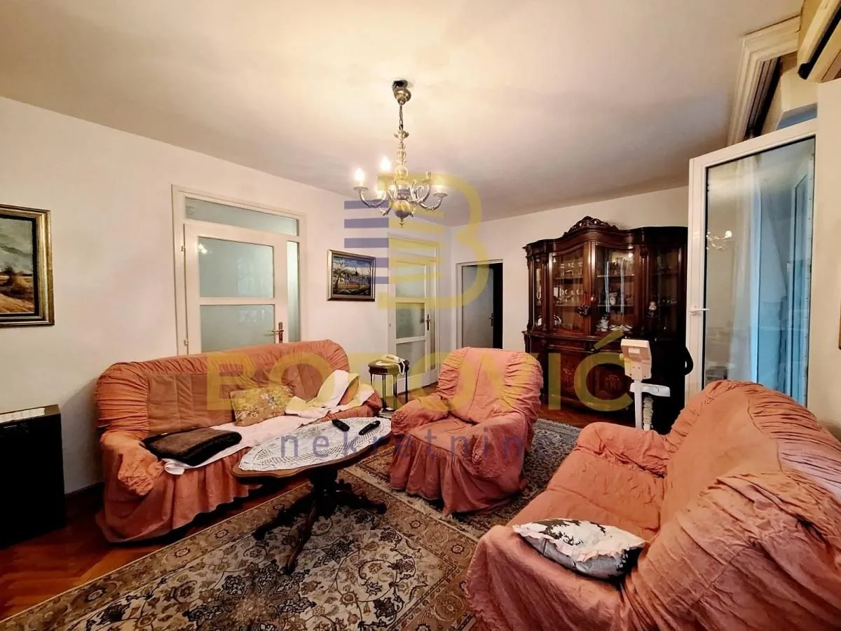 Sale, four bedroom apartment, 103m², Vračar Sve Podlokacije, Beograd