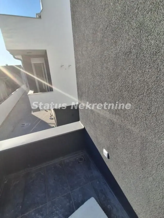 Sale, four bedroom apartment, 65m², Veternik, Novi Sad Sve Podlokacije
