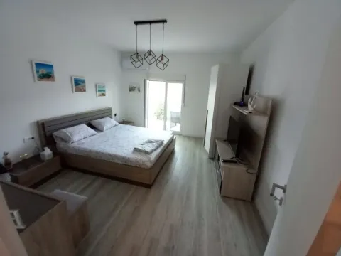 Izdavanje, dvosoban stan, 60m², Kumbor, Herceg Novi - image 7