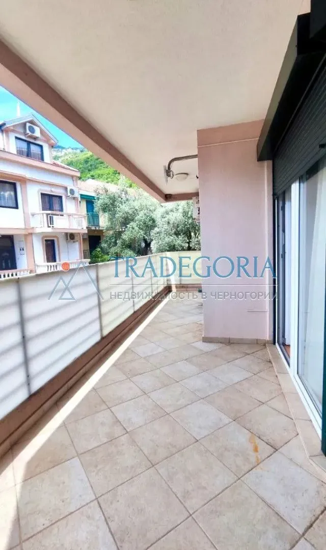 Prodaja, dvosoban stan, 90m², Petrovac, Budva