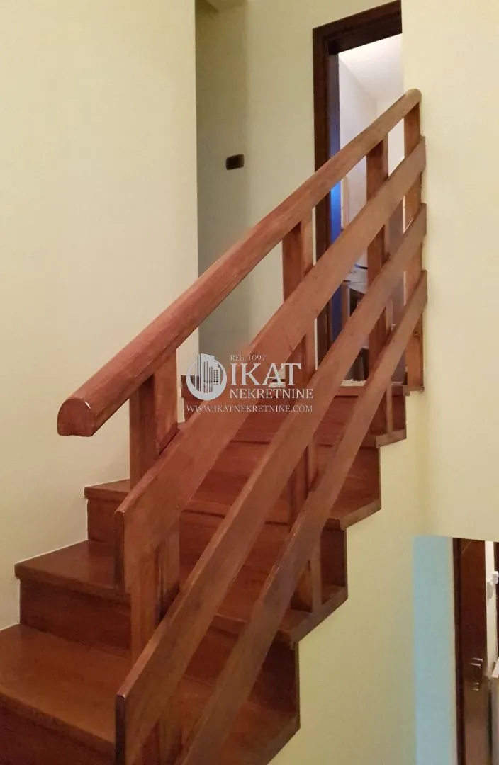 Prodaja, trosoban stan, 89m², Palisad, Zlatibor