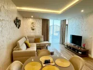 Izdavanje, jednosoban stan, 55m², Centar, Tivat - image 1