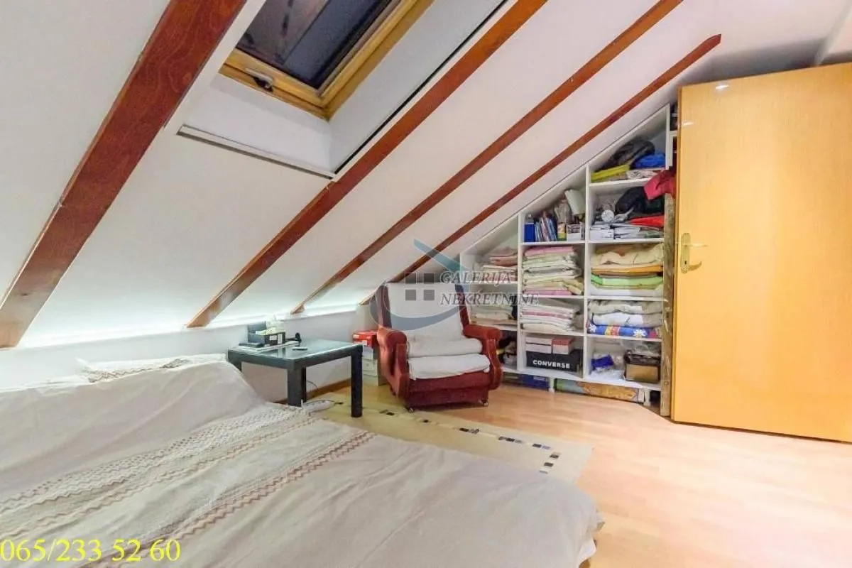 Sale, four bedroom apartment, 104m², Stari Grad, Beograd