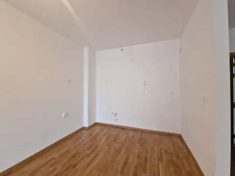 Sale, two bedroom apartment, 62m², Bečići, Budva - image 6