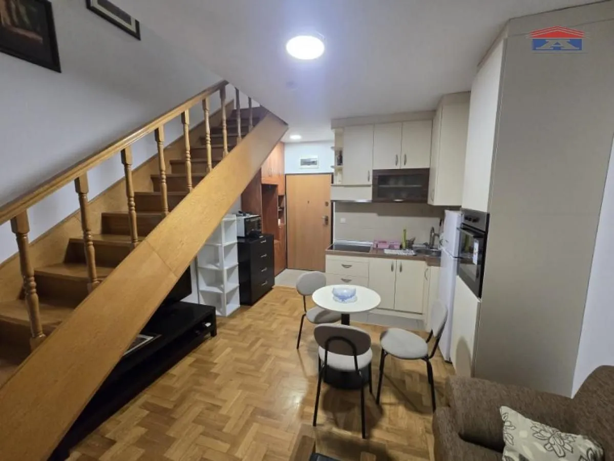 Izdavanje, dvosoban stan, 48m², Grbavica, Novi Sad Sve Podlokacije
