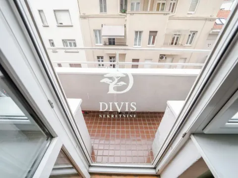 Prodaja, četvorosoban stan, 111m², Stari Grad, Beograd - image 14