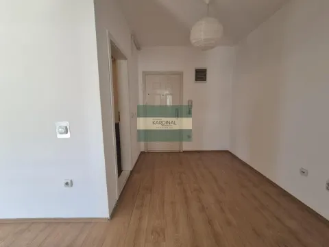 Prodaja, dvosoban stan, 63m², Centar, Jagodina - image 9