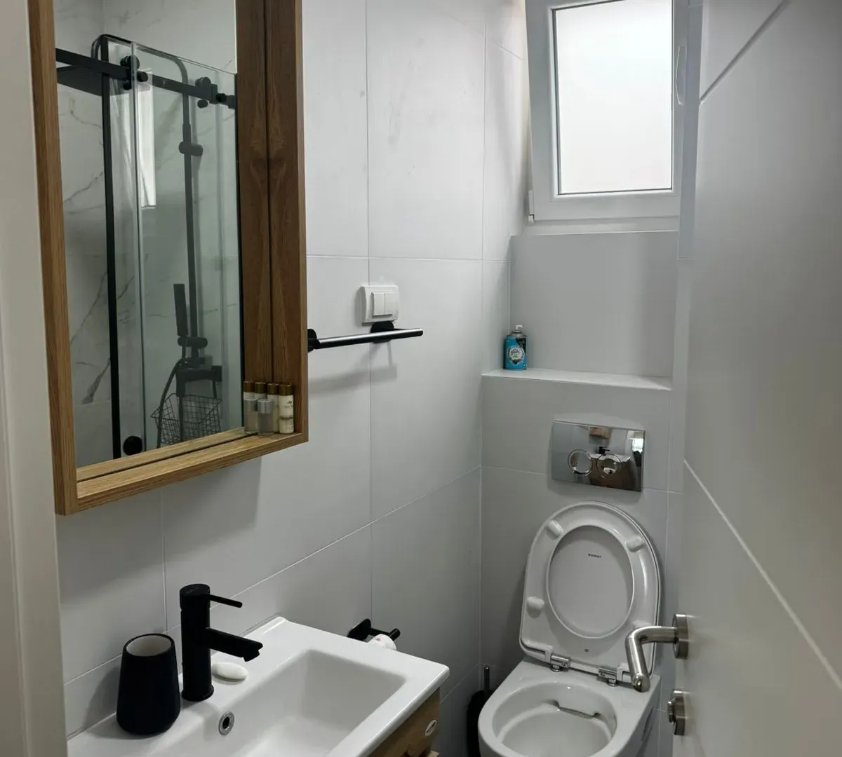 Rent, one bedroom apartment, 50m², Kalimanj, Tivat