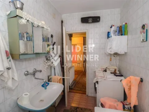 Sale, house, 168m², Sremčica, Beograd - image 13