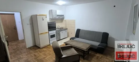 Izdavanje, garsonjera, 29m², Salajka, Novi Sad Sve Podlokacije - image 2