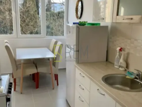 Prodaja, dvosoban stan, 65m², Drpe Mandića, Podgorica - image 2