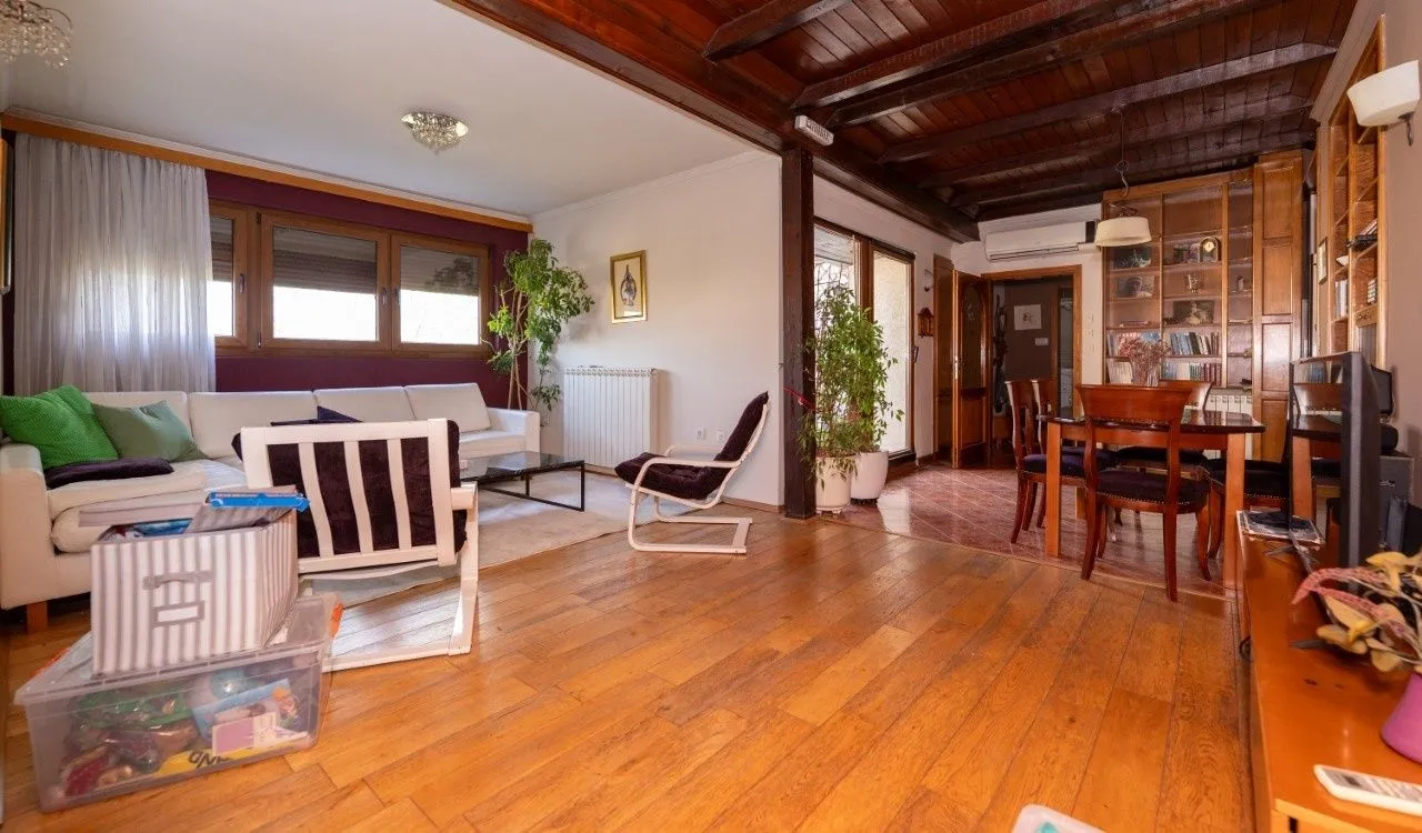 Rent, three bedroom apartment, 108m², Autobuska stanica, Podgorica