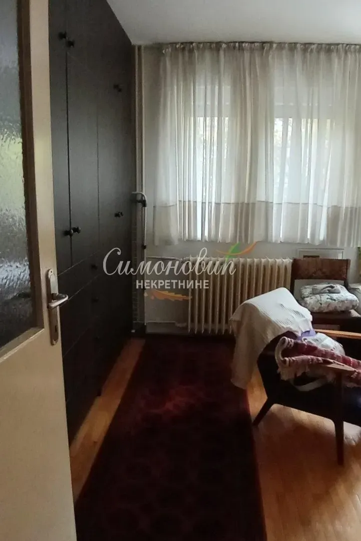 Prodaja, dvosoban stan, 61m², Zemun Centar, Zemun Sve Podlokacije