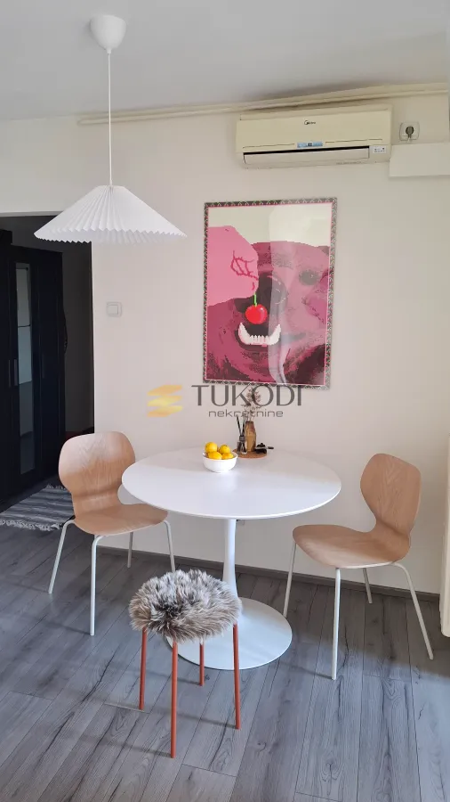 Izdavanje, jednosoban stan, 40m², Stari Grad, Beograd