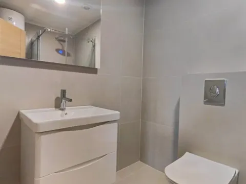 Izdavanje, dvosoban stan, 53m², City Kvart, Podgorica - image 13