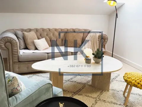 Izdavanje, dvosoban stan, 75m², Centar, Podgorica