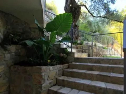 Prodaja, trosoban stan, 119m², Sveti Stefan, Budva - image 10