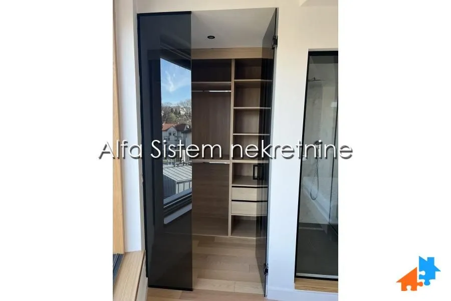 Rent, three bedroom apartment, 140m², Neimar, Vračar Sve Podlokacije