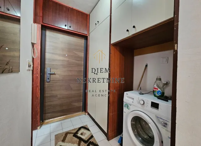 Rent, one bedroom apartment, 37m², Centar, Bar