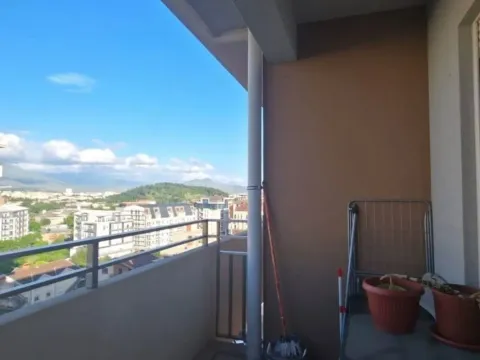 Izdavanje, jednosoban stan, 49m², Central Point, Podgorica - image 10