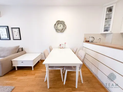 Prodaja, dvosoban stan, 64m², City Kvart, Podgorica - image 6