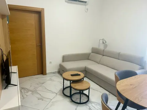 Rent, two bedroom apartment, 51m², Kava, Tivat
