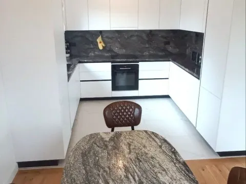 Rent, apartment, 180m², Gornja Gorica, Podgorica - image 3