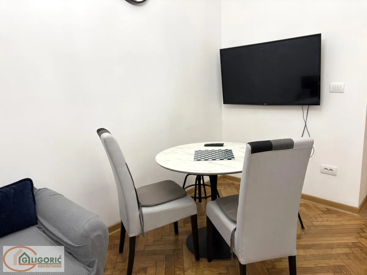 Izdavanje, jednosoban stan, 45m², Bul Kralja Aleksandra, Zvezdara Sve Podlokacije