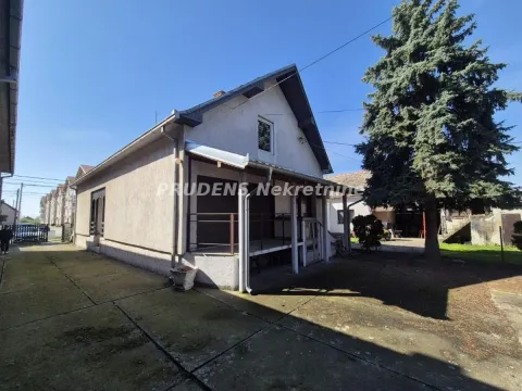 Prodaja, kuća, 318m², Surčin, Beograd - image 23