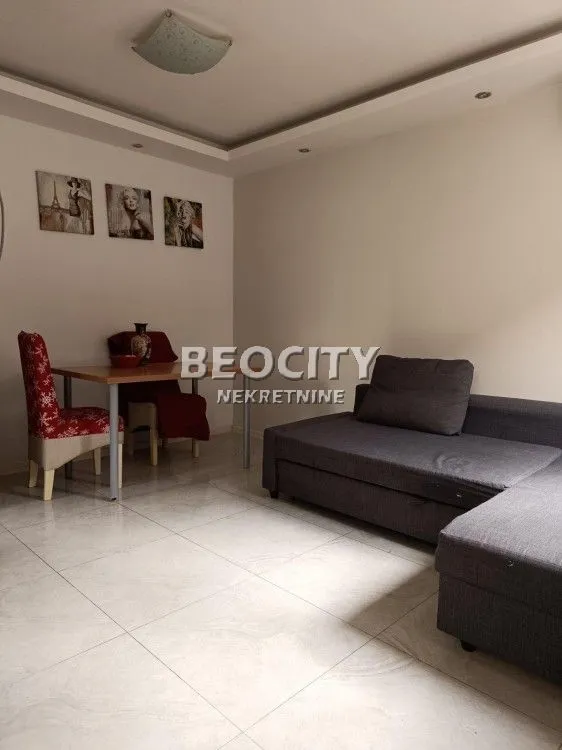 Izdavanje, kuća, 75m², Severni Bulevar, Zvezdara Sve Podlokacije