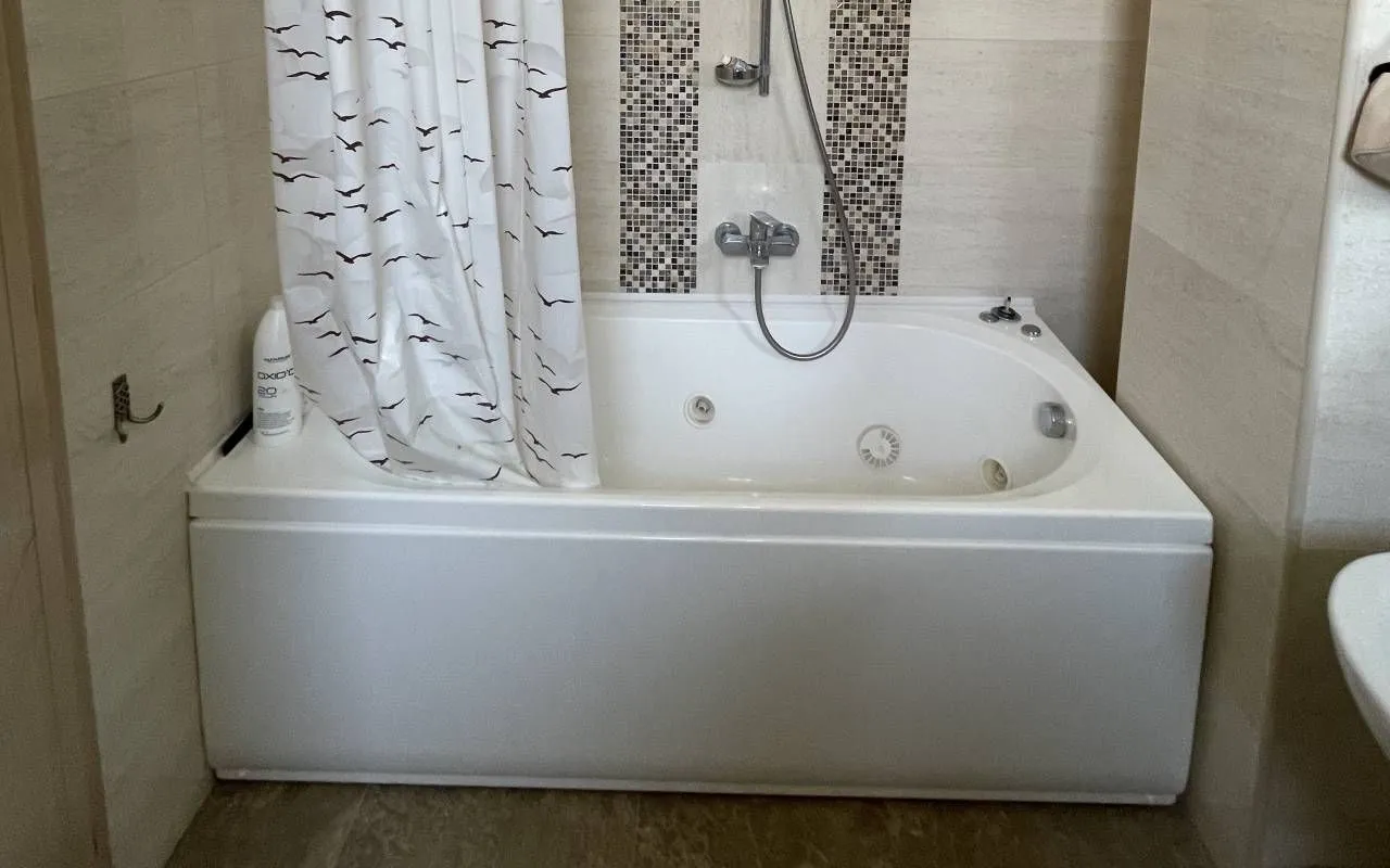 Sale, three bedroom apartment, 98m², Bečići, Budva