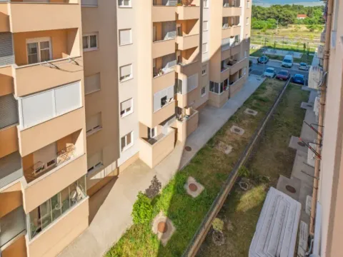 Prodaja, jednosoban stan, 48m², Tuški Put, Podgorica - image 5