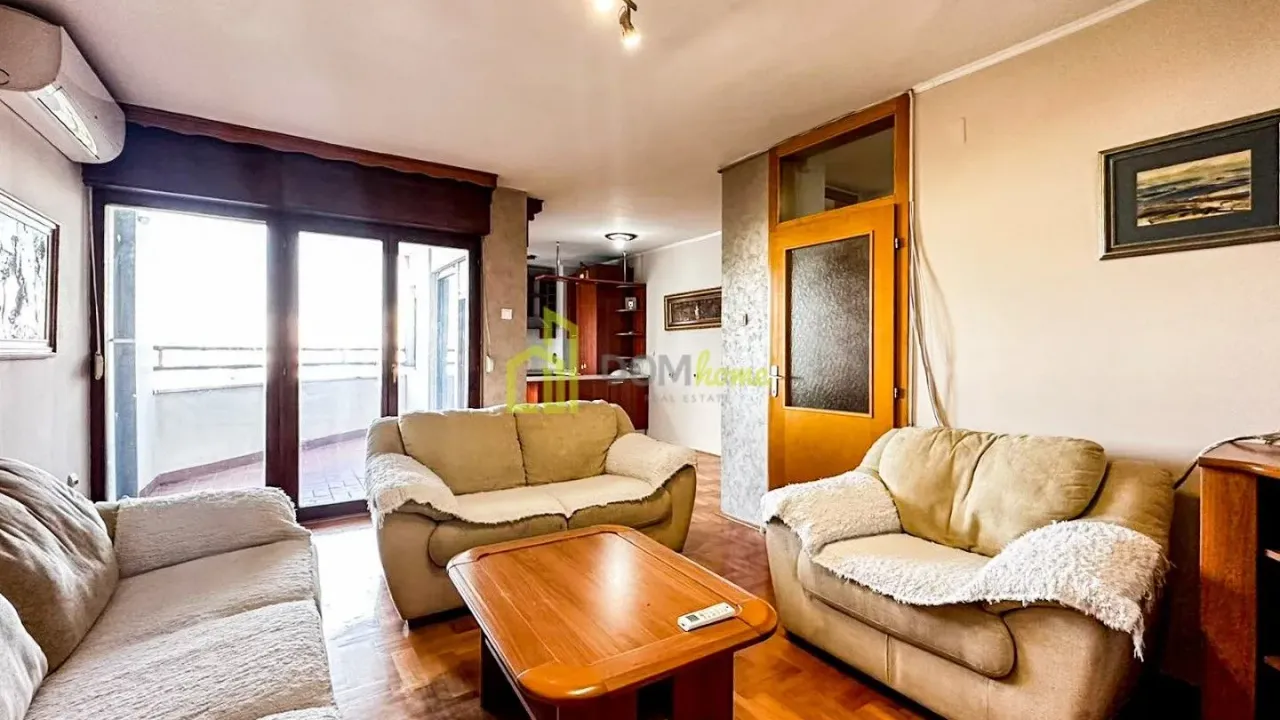 Prodaja, trosoban stan, 105m², Blok 6, Podgorica