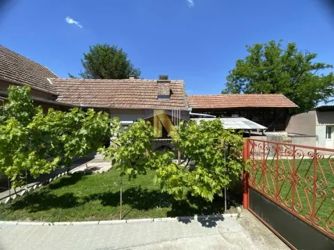 Sale, house, 126m², Gospodjinci, Žabalj - image 2