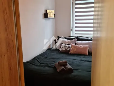 Izdavanje, jednosoban stan, 38m², Grbavica, Novi Sad Sve Podlokacije - image 4