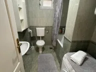 Izdavanje, jednosoban stan, 60m², Gorica C, Podgorica - image 11