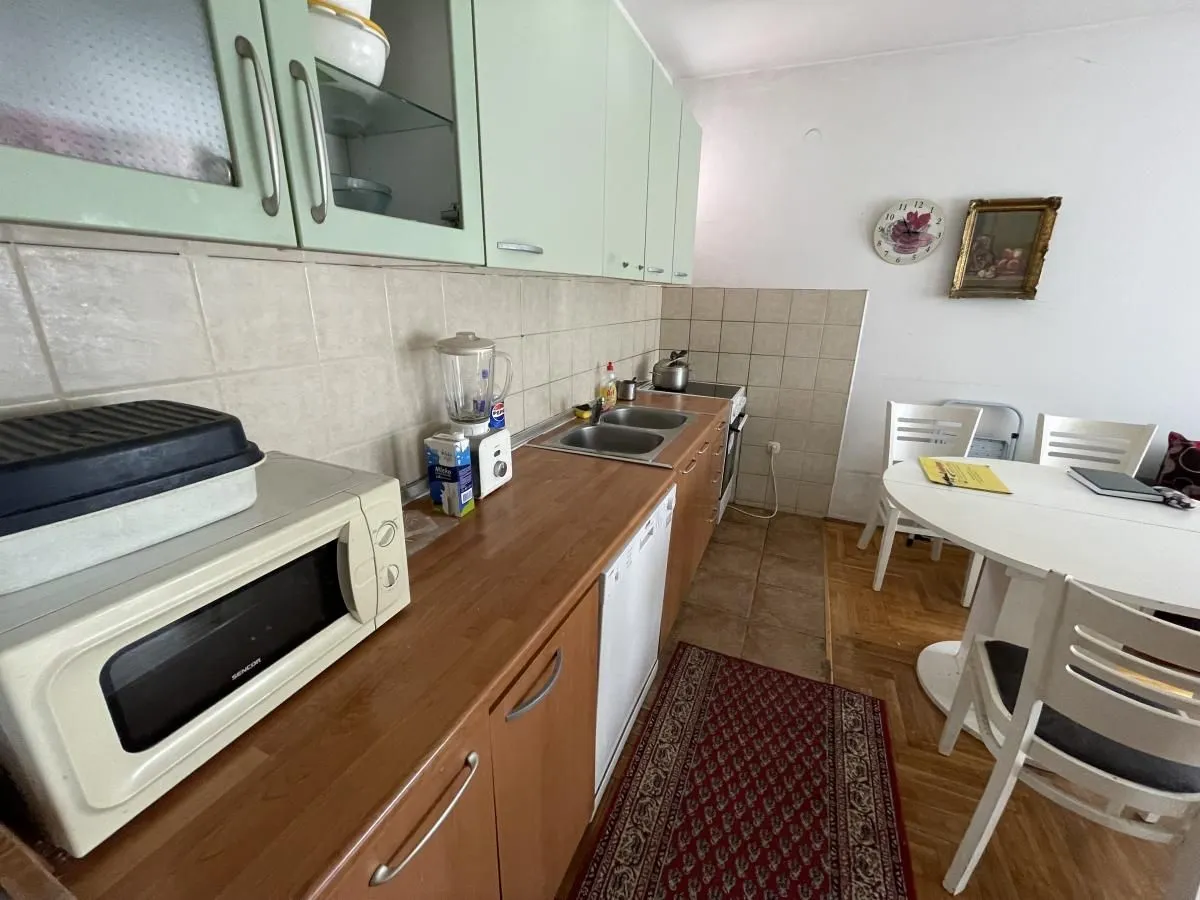 Prodaja, trosoban stan, 81m², Petrovaradin, Novi Sad