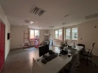 Izdavanje, poslovni prostor, 360m², Zemun Meandri, Zemun Sve Podlokacije - image 1