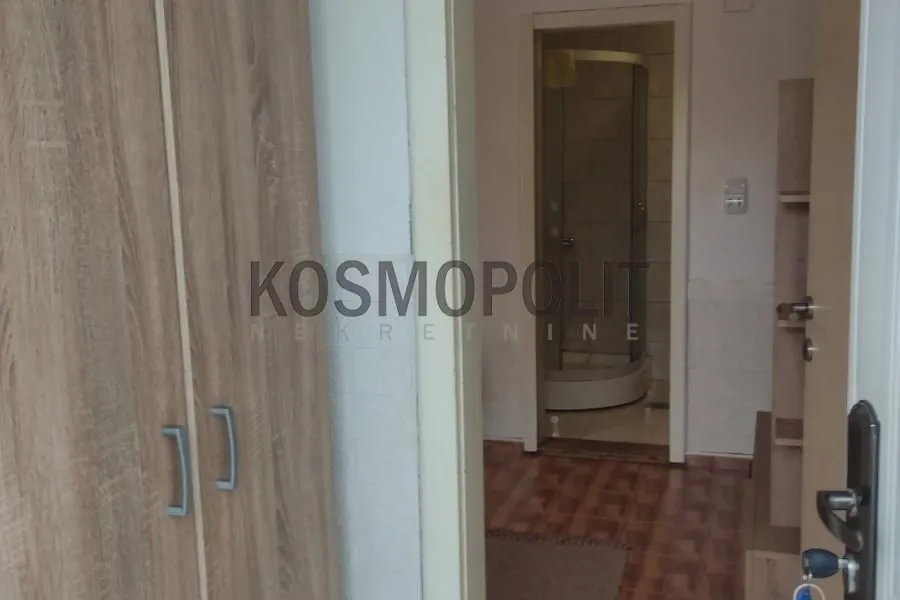Sale, one bedroom apartment, 27m², Kumodraž Sve Podlokacije, Beograd