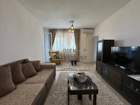 Izdavanje, dvosoban stan, 100m², Preko Morače, Podgorica - image 15
