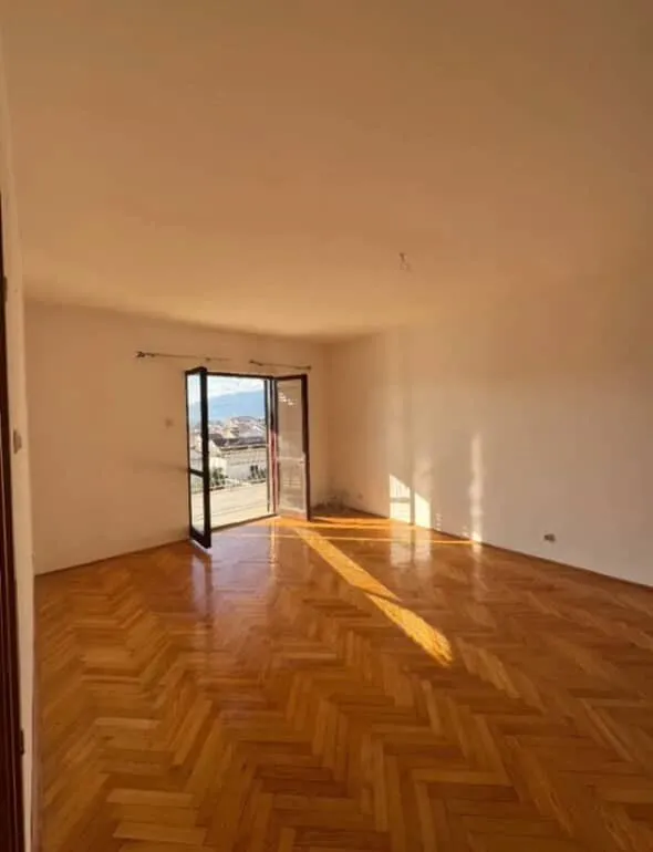 Prodaja, stan, 75m², Tivat, Crna Gora