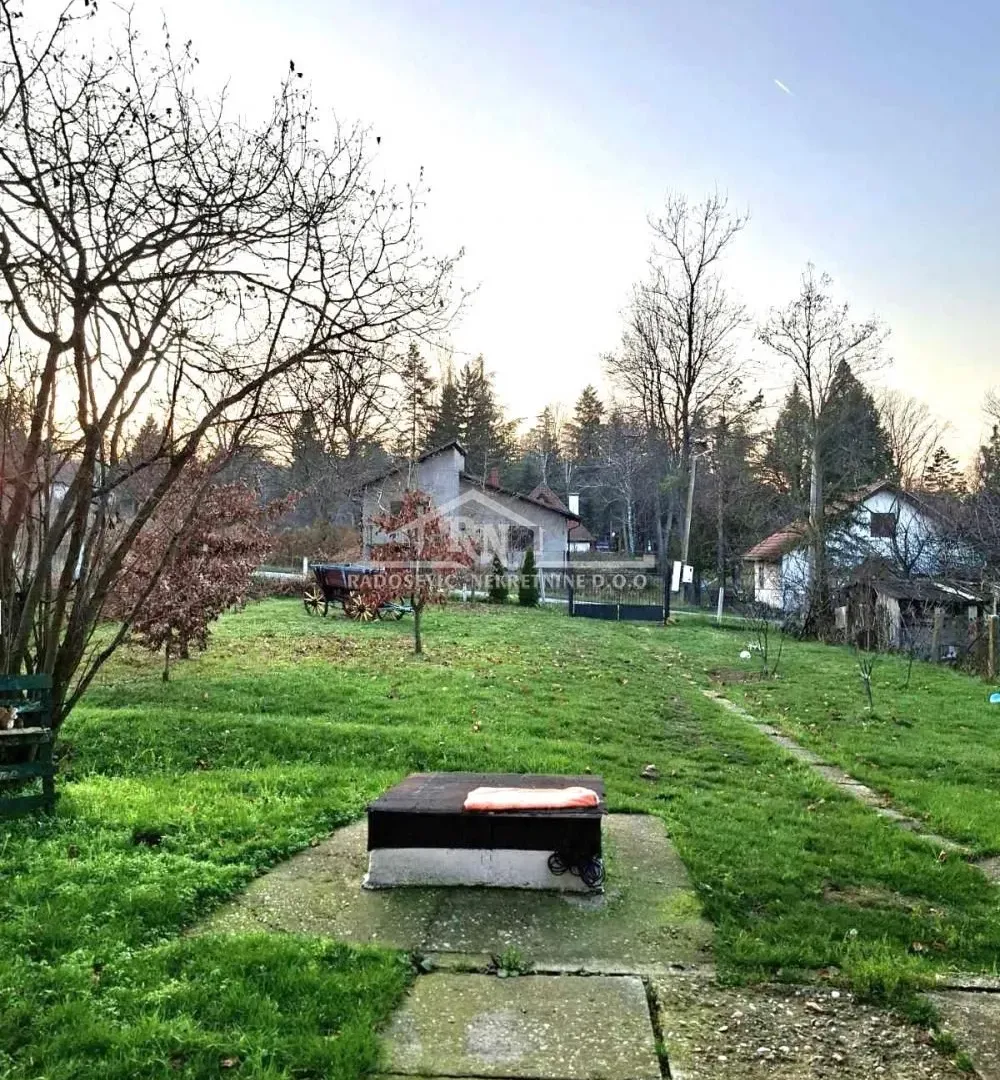 Sale, house, 208m², Voždovac Sve Podlokacije, Beograd