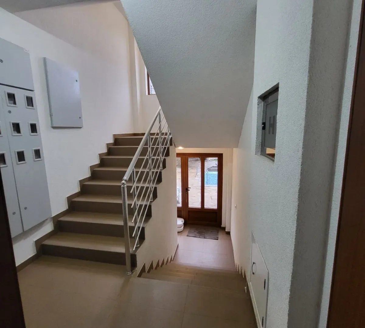 Sale, one bedroom apartment, 114m², Petrovac, Budva