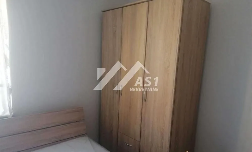 Izdavanje, jednosoban stan, 41m², Bulevar Oslobodjenja, Novi Sad Sve Podlokacije