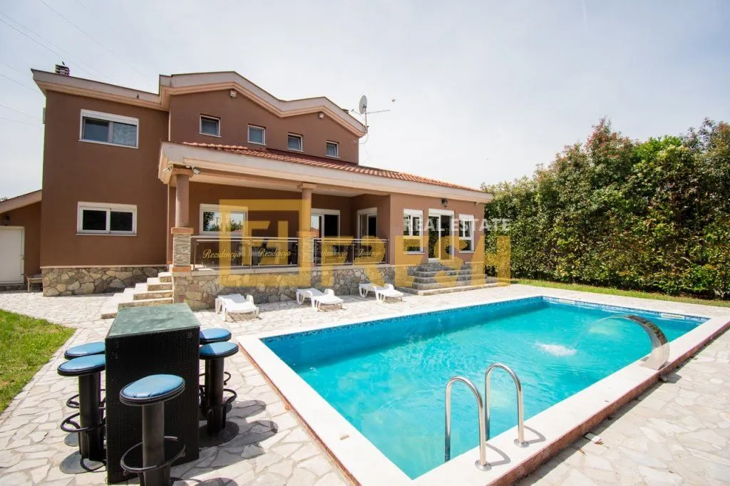 Rent, house, 330m², Zeta, Podgorica