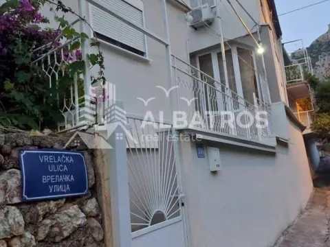 Rent, one bedroom apartment, 50m², Brca, Bar - image 1