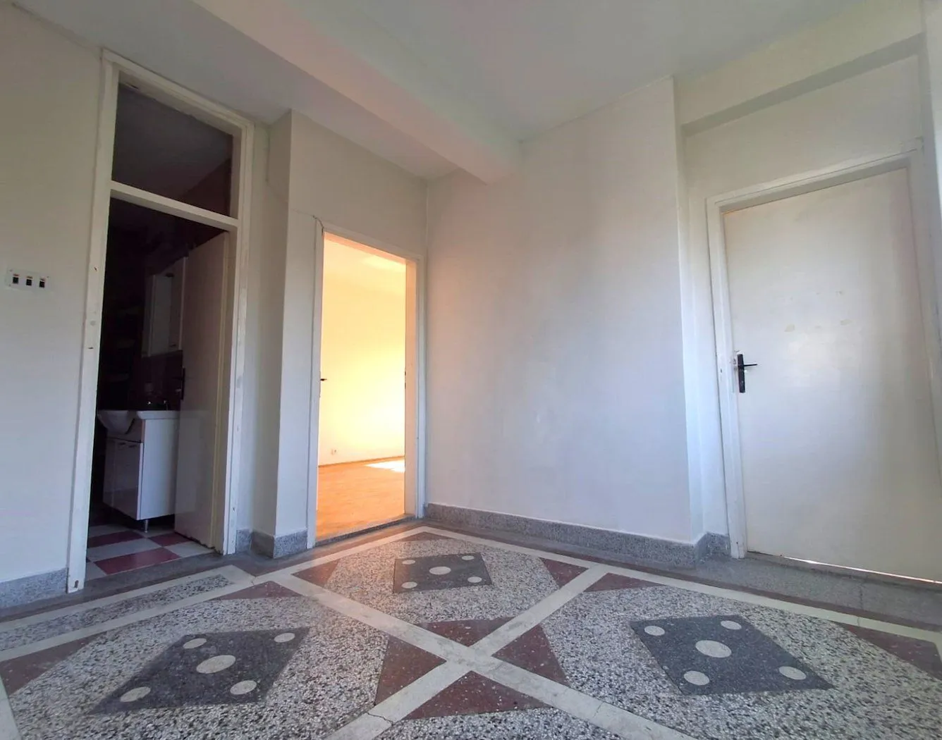 Rent, office space, 120m², Preko Morače, Podgorica