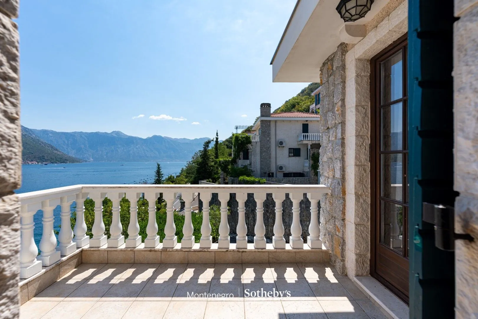 Sale, house, 235m², Kostanjica, Kotor