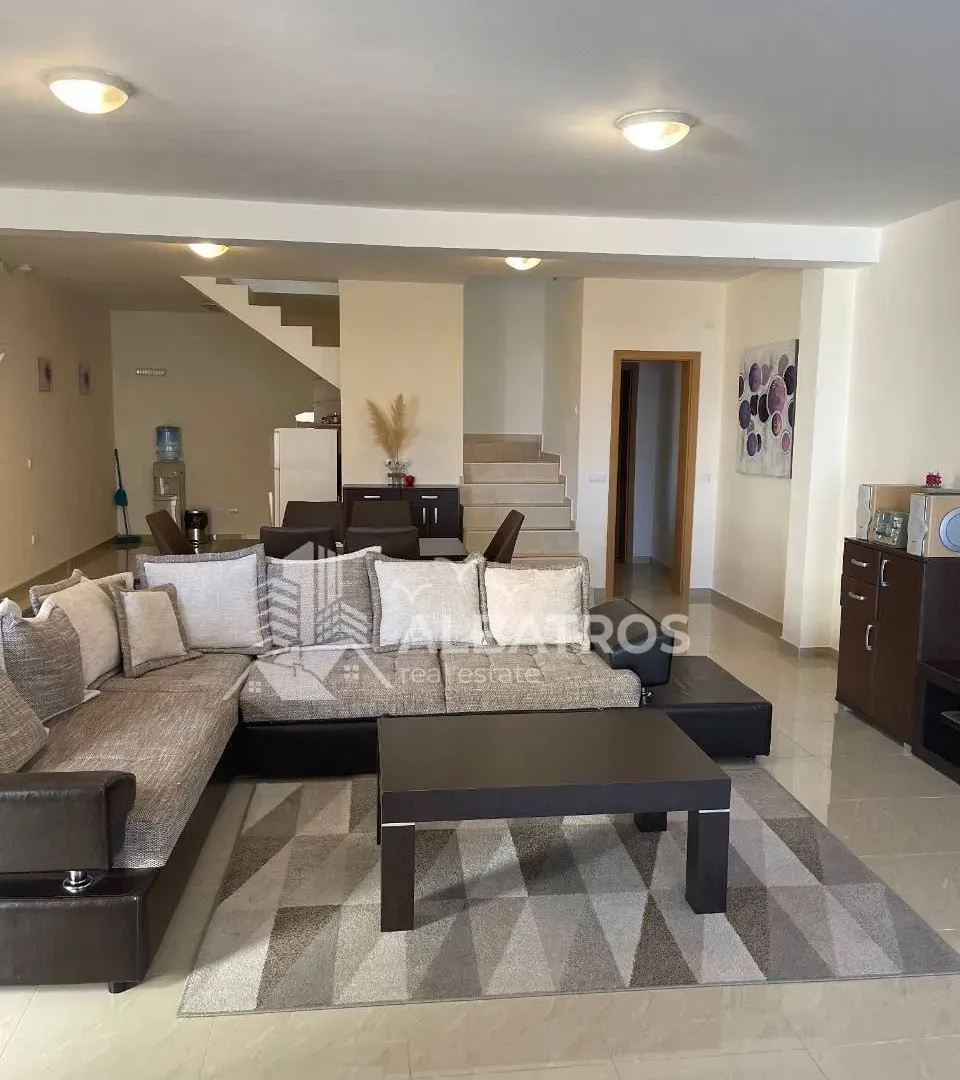 Rent, two bedroom apartment, 100m², Šušanj, Bar